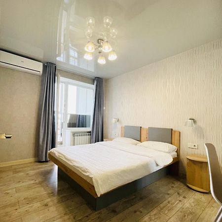 Apartment For Rent In The City Center Of Kharkiv K18 Elinaflats Ngoại thất bức ảnh