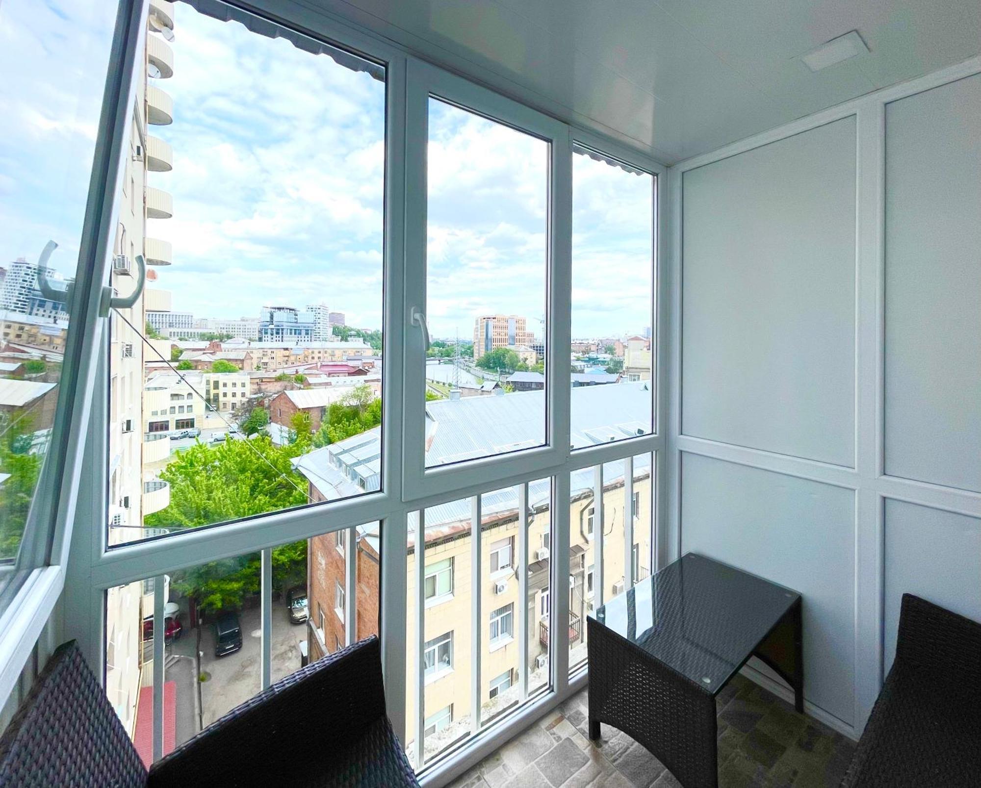 Apartment For Rent In The City Center Of Kharkiv K18 Elinaflats Ngoại thất bức ảnh