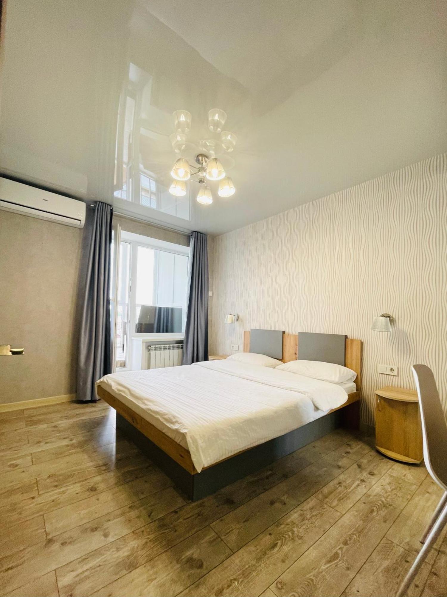 Apartment For Rent In The City Center Of Kharkiv K18 Elinaflats Ngoại thất bức ảnh