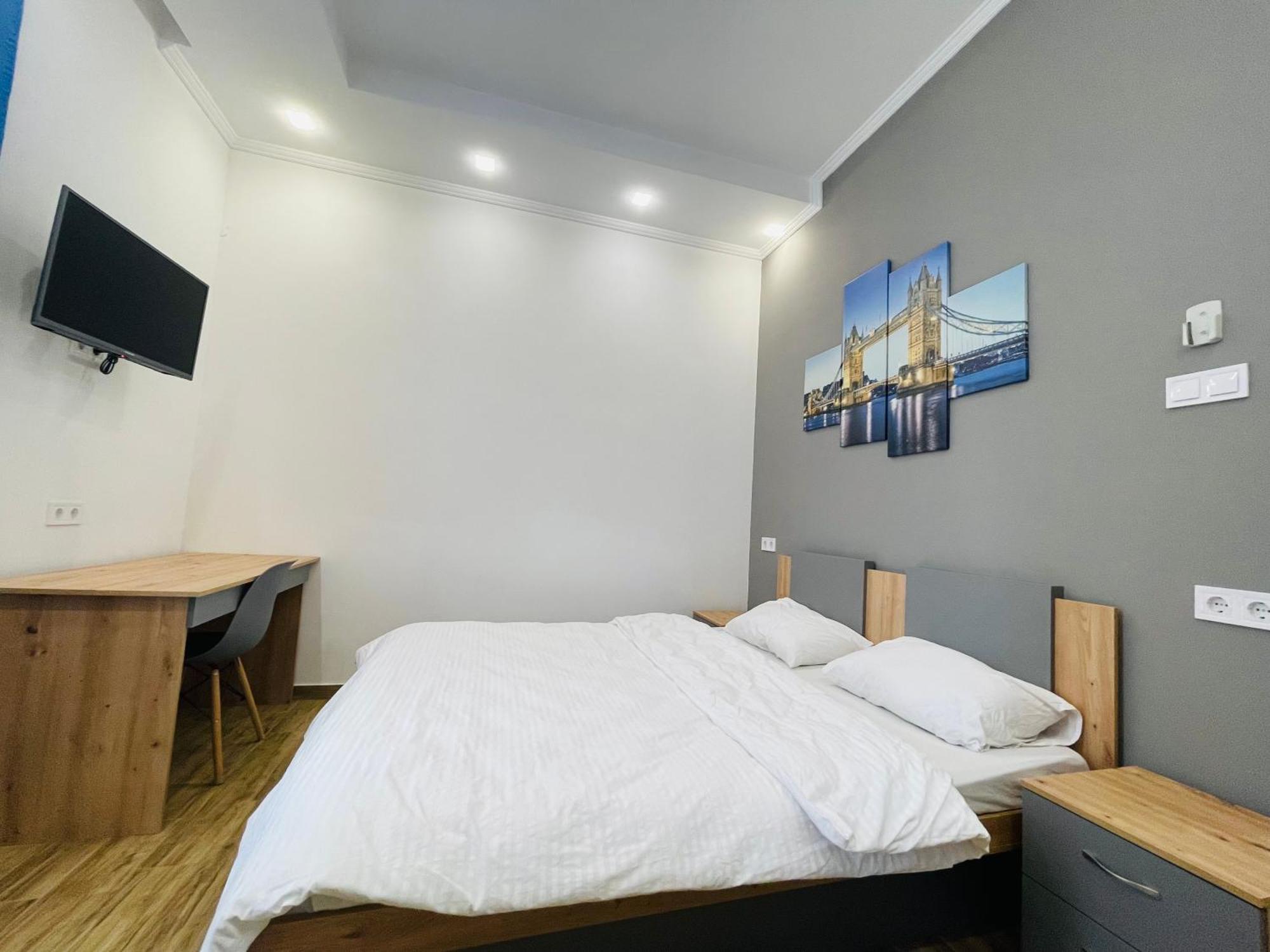 Apartment For Rent In The City Center Of Kharkiv K18 Elinaflats Ngoại thất bức ảnh