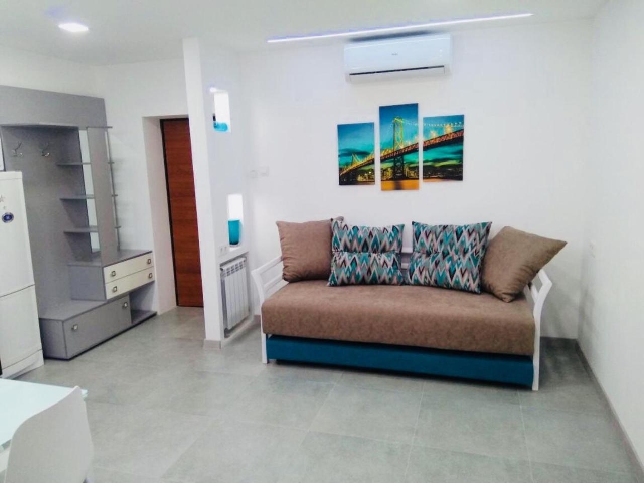 Apartment For Rent In The City Center Of Kharkiv K18 Elinaflats Ngoại thất bức ảnh